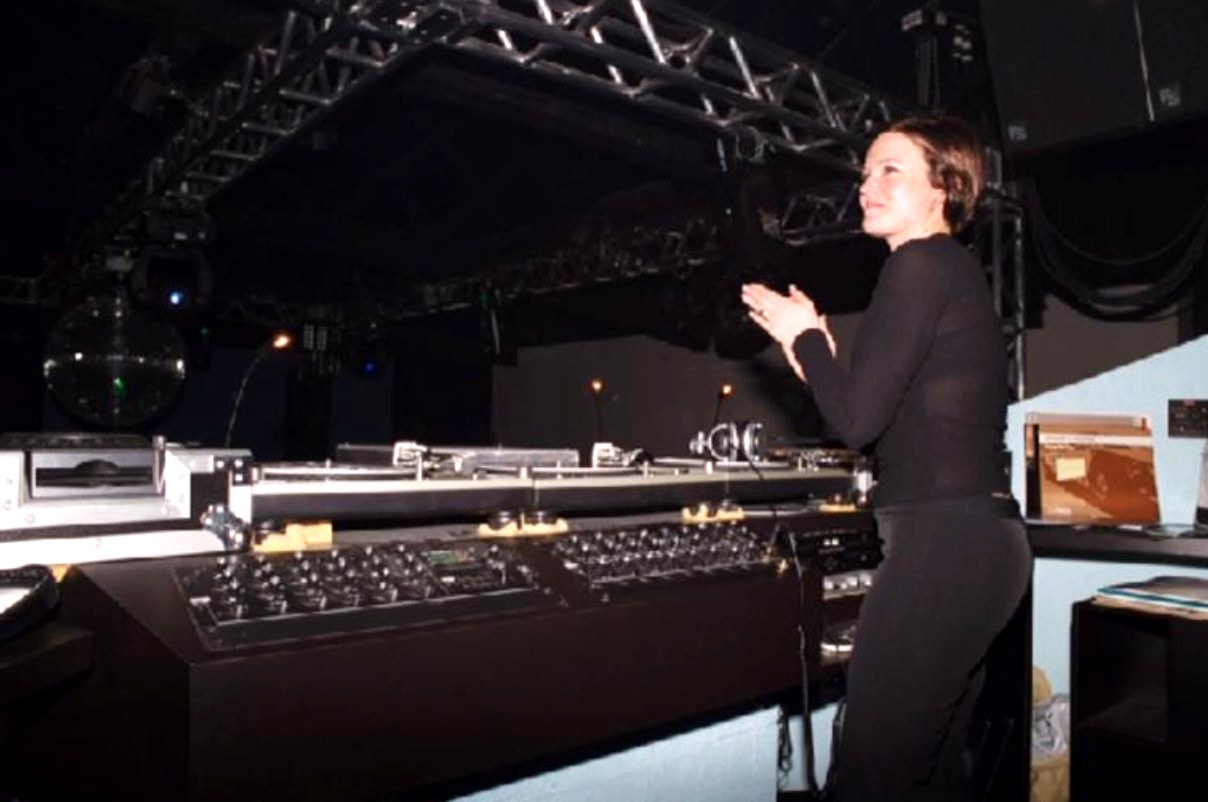 Shell Robinson DJing, side view